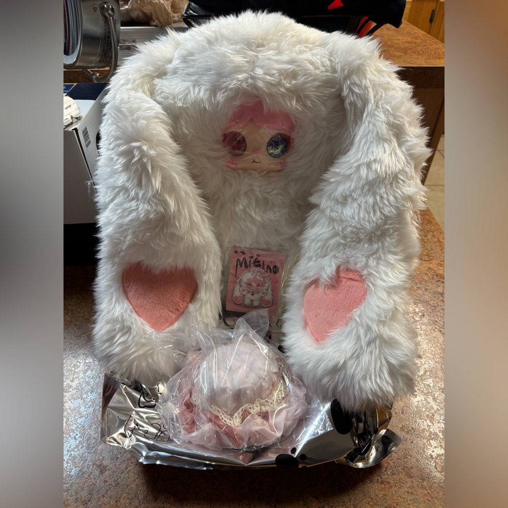 SUPER SECRET MIELNO 600% large White and Pink Stuffed bunny with Heart ears